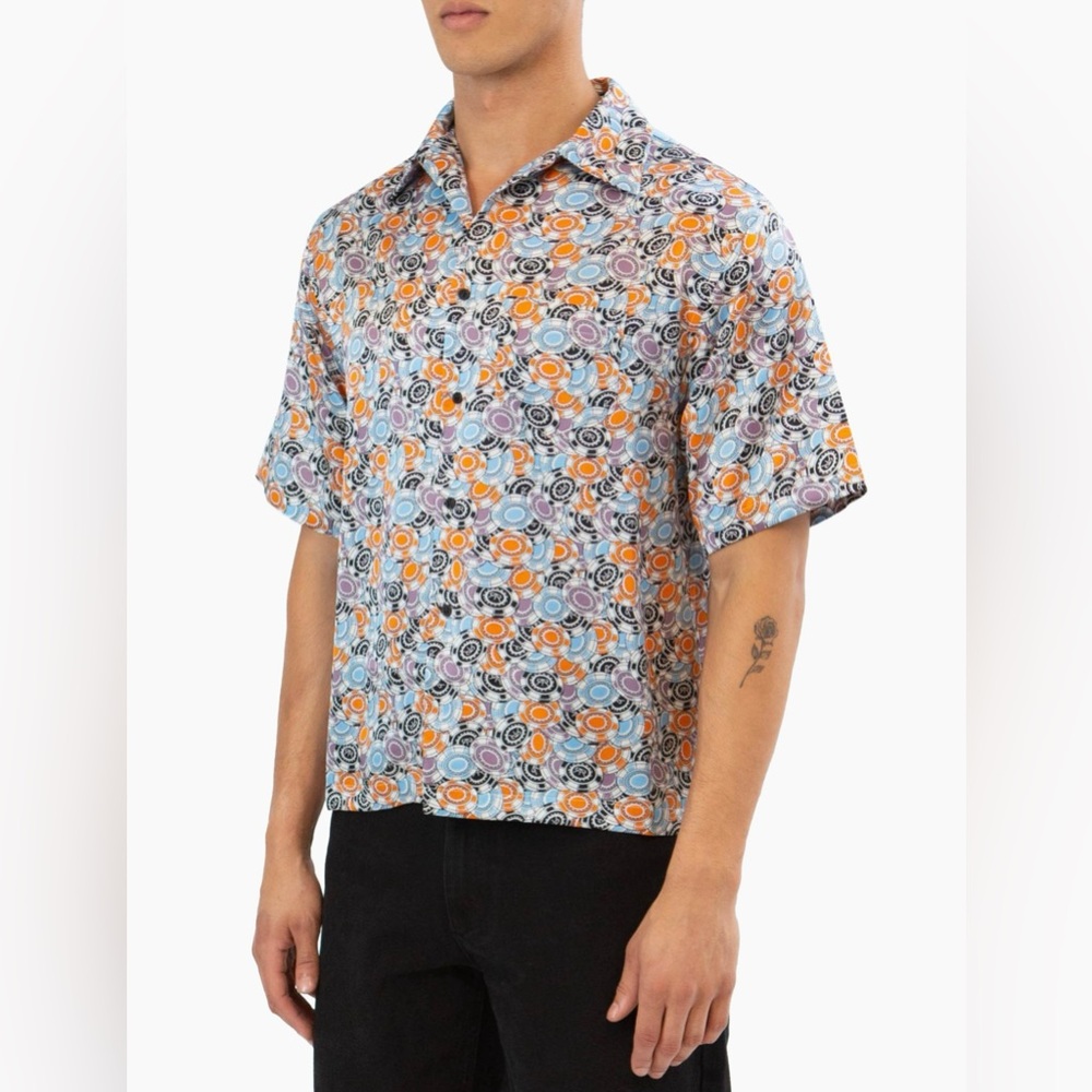 RTA Poker Chip Print Oversized Men’s Silk Camp Shirt size Medium NWT